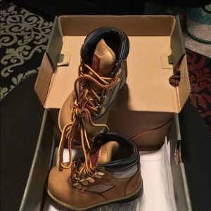 Toddler Timberland field boots